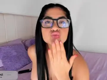 Leticiaroldan  live sex cam