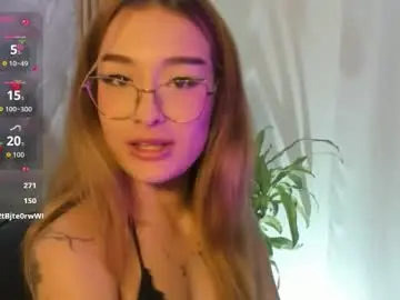 Melodylanee  live sex cam