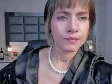 Mrs_regina_clk  live sex cam