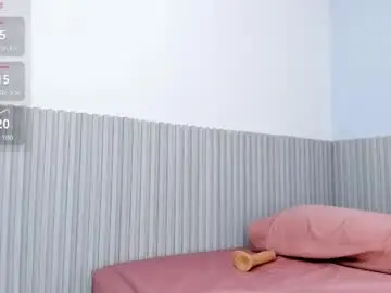 Nahomy_park  live sex cam