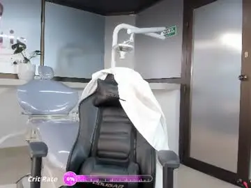 Nahomy_park  live sex cam