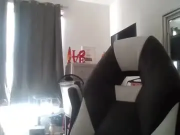 Parisbaby2000  live sex cam