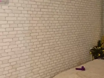 Phantomlace  live sex cam