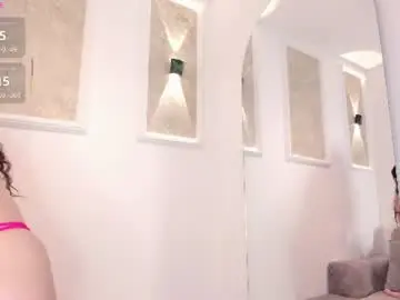 Rubby__redd  live sex cam