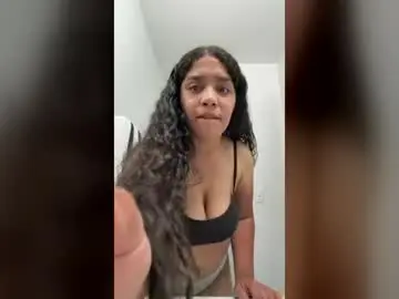 Valentina614033  live sex cam