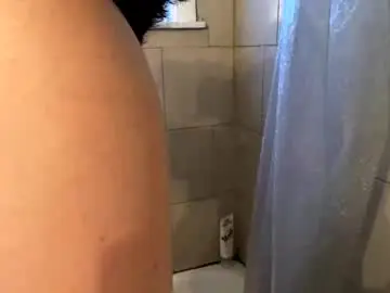 Bratdxddy  live sex cam