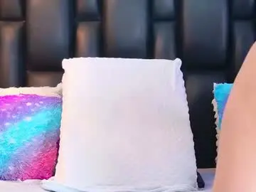 Dahianamoss  live sex cam