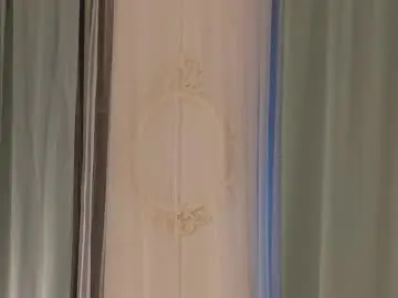 Gabimeshuggah  live sex cam