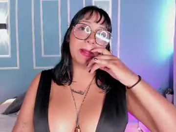 Isabella_zc  live sex cam