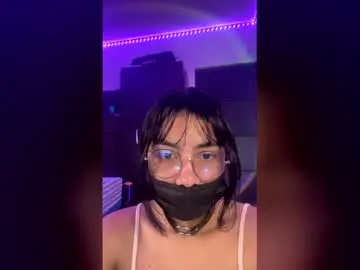 Kyra_rose29  live sex cam