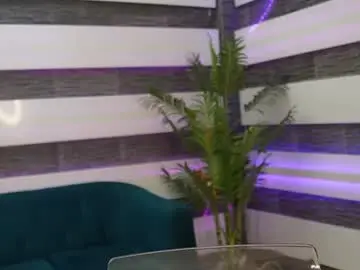 Masha_milf  live sex cam