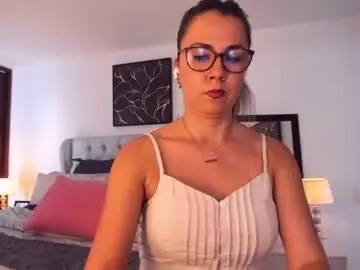 Sarhamccormick  live sex cam