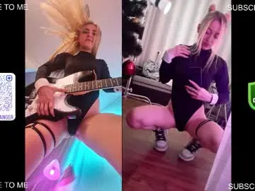 Space_danger  live sex cam