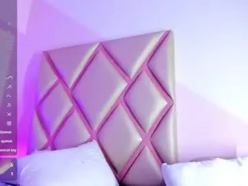Violet_queenn  live sex cam