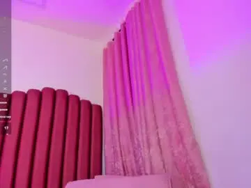 Violet_queenn  live sex cam