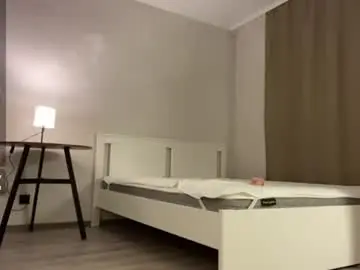 Yuettelanpher  live sex cam