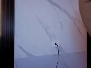 Adelefoxx  live sex cam