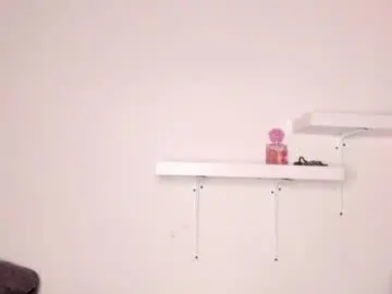 Adelefoxx  live sex cam