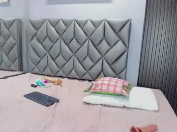 Angeline_bleak  live sex cam