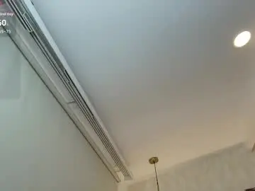 Bella_millers  live sex cam