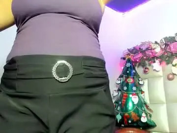 Bibiana_js_  live sex cam