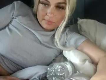 Kayalewiss  live sex cam