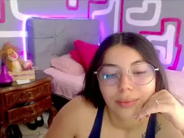 Mochiluna  live sex cam