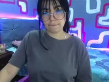 Mochiluna  live sex cam