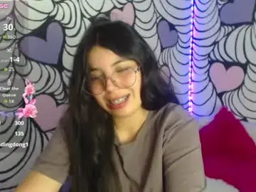 Mochiluna  live sex cam