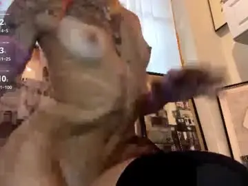 Odessadefreese  live sex cam