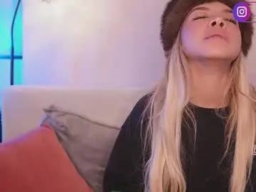 R4veenn  live sex cam