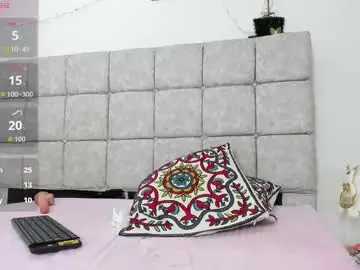 Sofiia_smith_  live sex cam