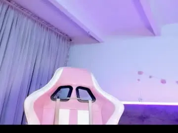 Sofiluxurya  live sex cam