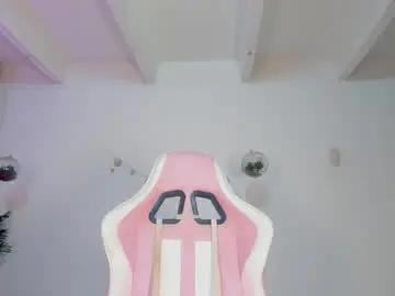 Sofiluxurya  live sex cam