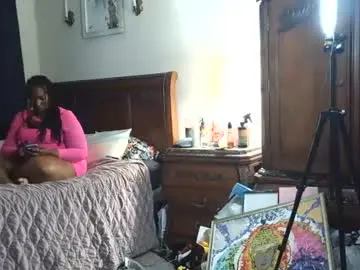 Squiiirtarina  live sex cam