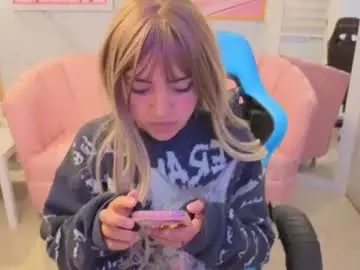 Yuna_doll_a  live sex cam
