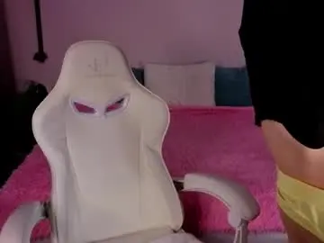 Zlata__fox  live sex cam