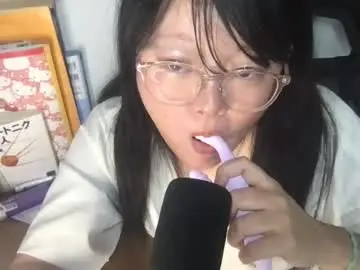 Akirachaan  live sex cam