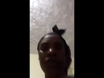 Brownmurffin  live sex cam