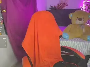 Elara_green  live sex cam