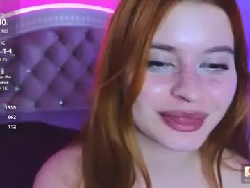 Elariscrowe  live sex cam