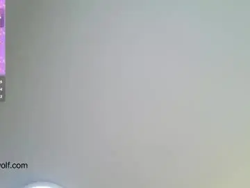 Fantasyxwolf  live sex cam