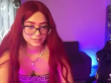 Lia_varel  live sex cam