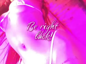 Lia_varel  live sex cam