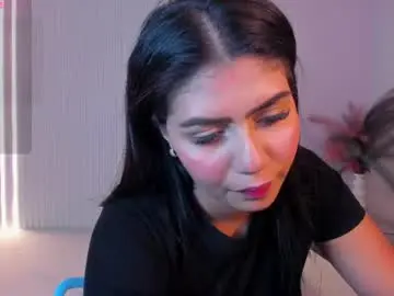 Lucywild8  live sex cam