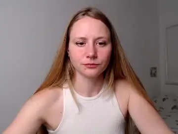 Marytiny  live sex cam