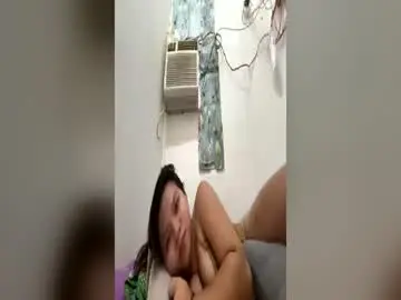 Miss_peachyxxx  live sex cam