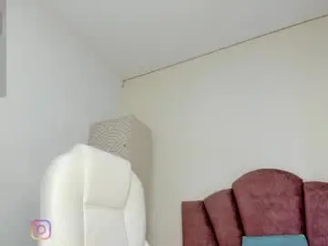 Nattaly_adams_  live sex cam