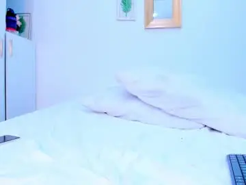 Niicollewhite  live sex cam