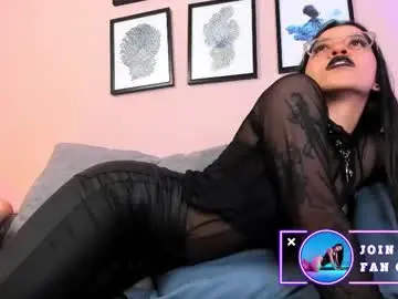 Nina__dixon  live sex cam